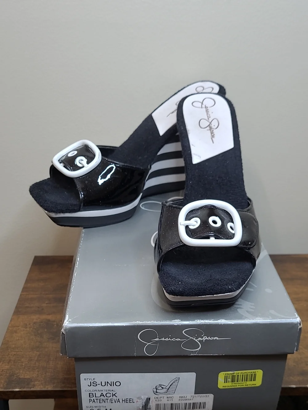 Jessica Simpson UNIO Black Patent & White Buckle with Stripes Platform Wedge 8.5